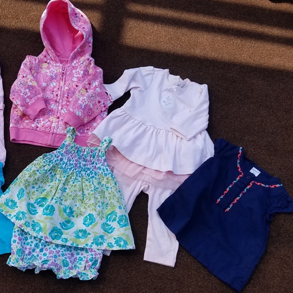 6 mo. Girls mixed Lot - Picture 3 of 11